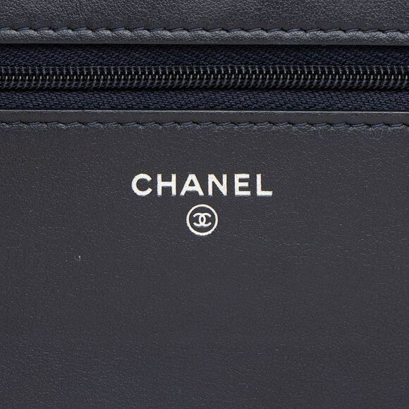 Chanel Suede Crystal Cocostellar Wallet on Chain - Picture 8 of 16